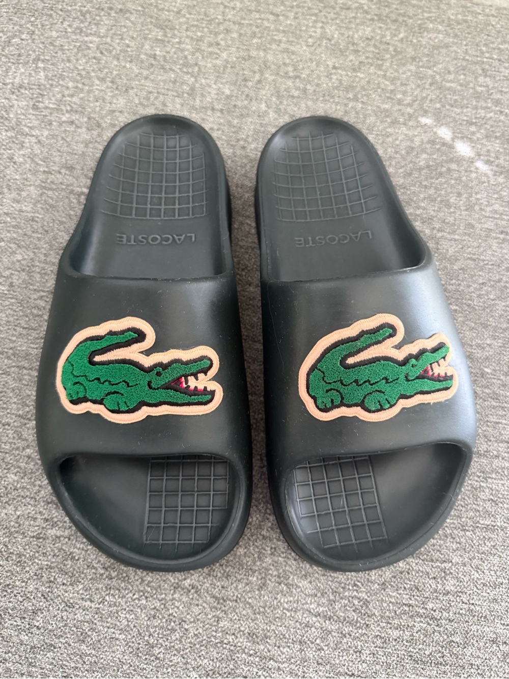 Lacoste Serve 2.0 Slides